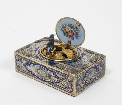 France
Silver music box with singing bird...