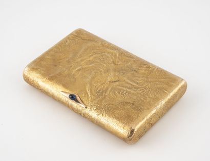 RUSSIE, premier quart du XXème siècle

Cigarette...