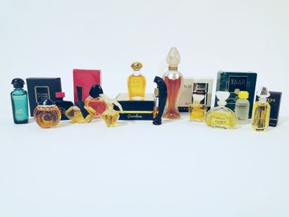 Lot of 19 bottles of eau de toilette and...