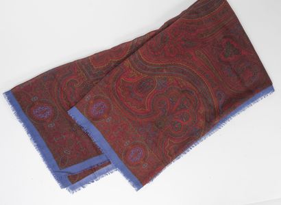 Cashmere shawl.

Electric blue border.

Square...