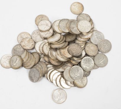 Lot de pièces de 5 francs argent.

Poids...