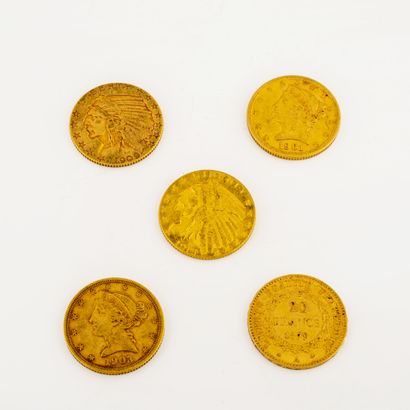 ÉTATS UNIS
4 pièces de 5 dollars : 

- Type...
