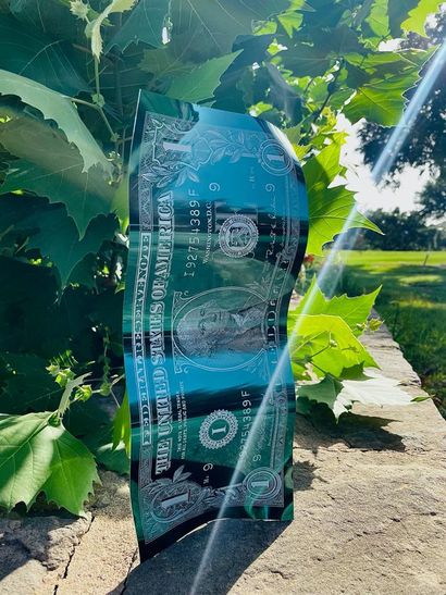 Sculpture Karl Lagasse one dollar green aluminium...