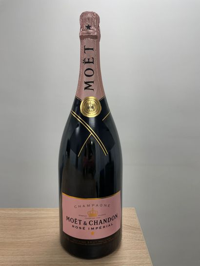 Magnum champagne rosé Moet et Chandon
Le...