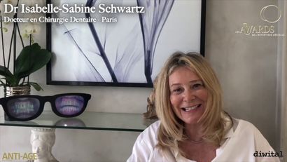 Blanchiment dentaire par la dentiste Isabelle...