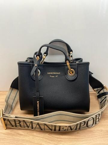 Sac Emporio Armani
Petit sac cabas MyEA Bag...