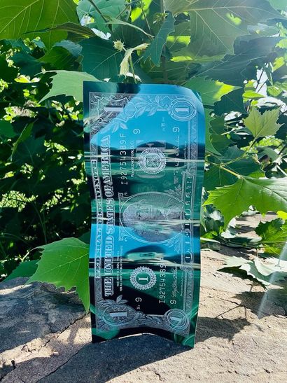 Sculpture Karl Lagasse one dollar green aluminium...