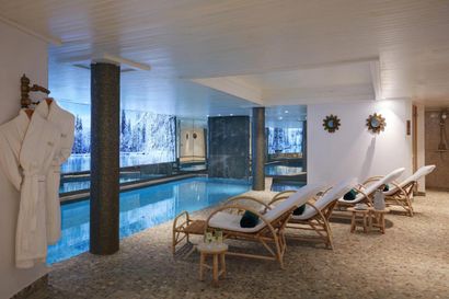 Nuit dans Grand Hôtel Soleil d'Or (5 *****)...