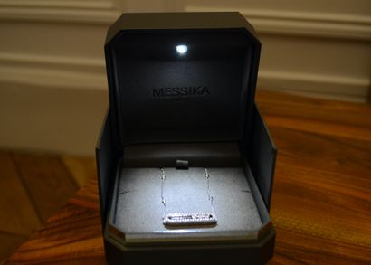 Collier Move classique Messika
The classic...