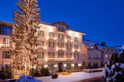 Nuit dans Grand Hôtel Soleil d'Or (5 *****)...