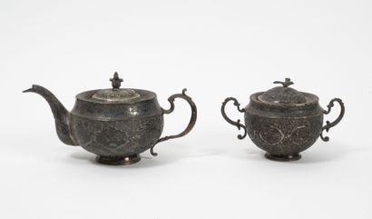 EGYPTE, début du XXème siècle
Teapot and...