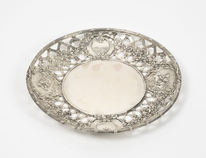 Ernest ESCHWEGE
Dormant or circular silver...