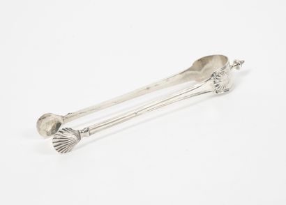 
Serving tongs in silver (950) with nets...