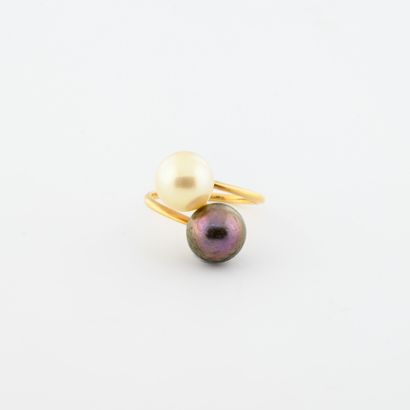 Bague toi et moi en or jaune (750) ornée...