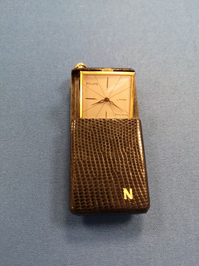 LONGINES

Pocket watch in patinated metal.

Back...