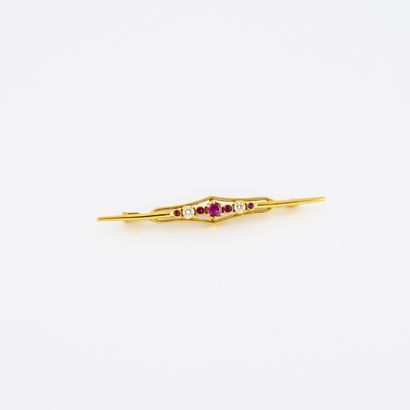 
Barrette brooch in yellow gold (750) set...