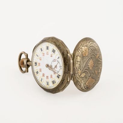Pocket watch in silver (min. 800) white and...
