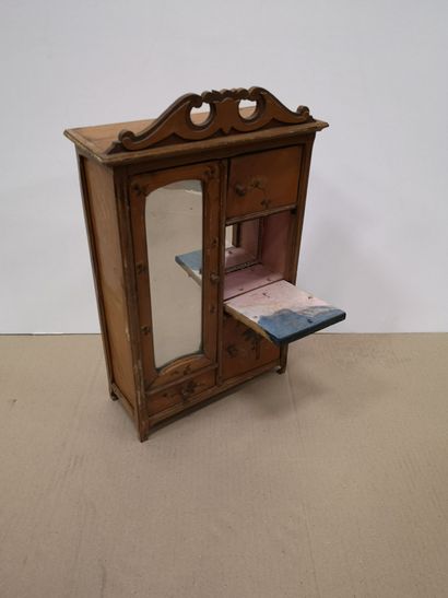 Mobilier et accessoires de poupées :
- Wooden...