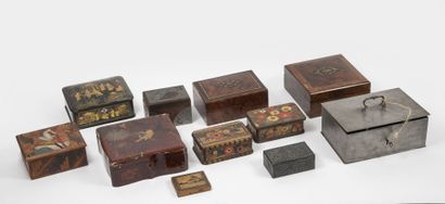 Lot of boxes, candy boxes, caskets or strongboxes...
