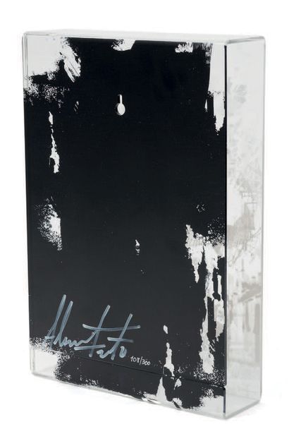VHILS (né en 1977)
Pentimento, 2020. 
 Book...