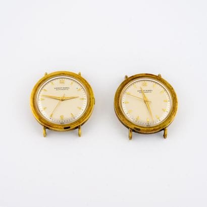ERNEST BOREL
Two round cases of men's wristwatches...