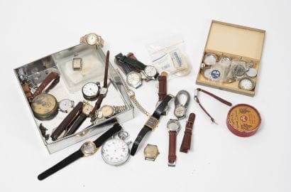 Lot of watch cases, movements, glasses and...