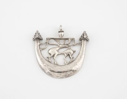 GOUDJI (1941), Paris
Pendentif en argent...