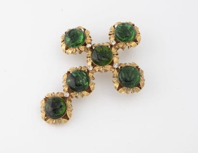CHANEL
Broche pendentif cruciforme en métal...