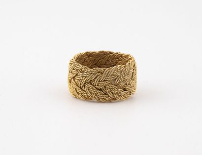 Yellow gold ring (750) with twisted braided...