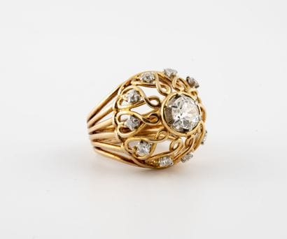 Bague dôme en filins d'or jaune (750) et...