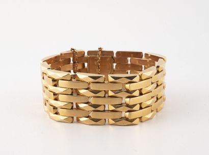 Bracelet ruban en or jaune (750) à mailles...