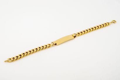 Bracelet gourmette en or jaune (750) à maille...