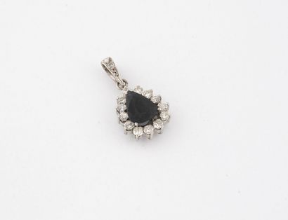 White gold (750) drop pendant centered on...