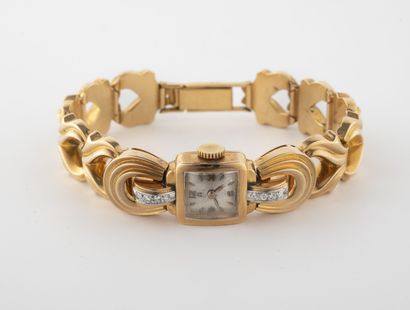 OMEGA, vers 1945-1950
Lady's wristwatch in...
