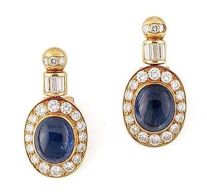 Pair of ear clips in yellow gold (750) formed...