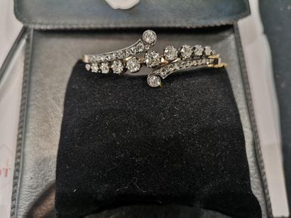 
Bracelet jonc ouvrant en or jaune (750)...
