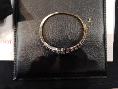 
Bracelet jonc ouvrant en or jaune (750)...