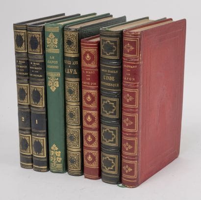 Les voyages : 7 vol.
- Ernest BRETON

Monuments...