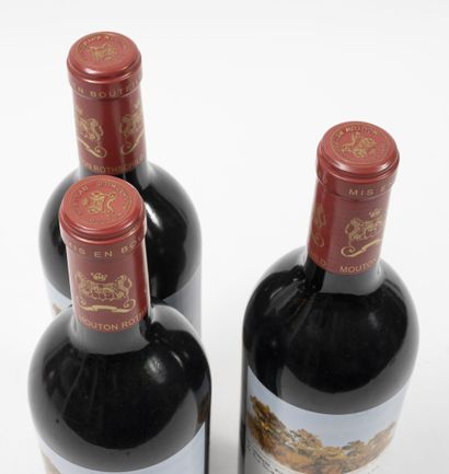 Château Mouton Rothschild
3 bottles, 2004.

GCC1...