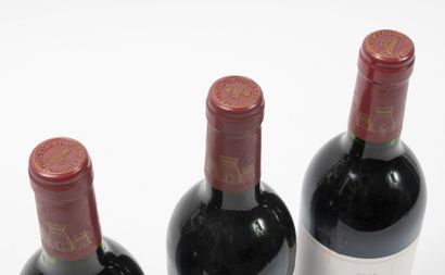 LES FORTS DE LATOUR
3 bottles, 1994.

Pauillac.

Good...