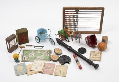 Strong set of games including : 

- One box...