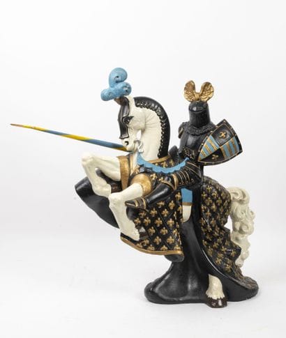 Tournament knight on his steed

Polychrome...