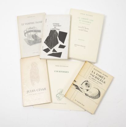 LOT COMPRENANT
- MANSOUR (Joyce). 

Julius...