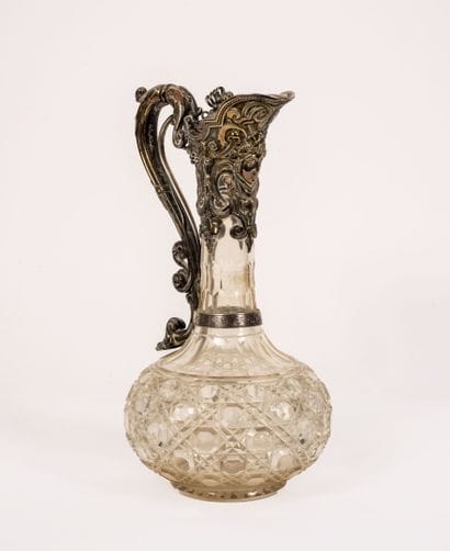 Wine decanter out of glass cut with mirrors...