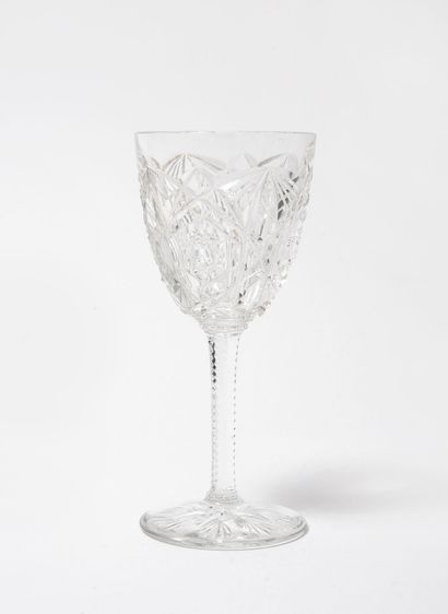 BACCARAT
Suite of 18 glasses with foot.

In...