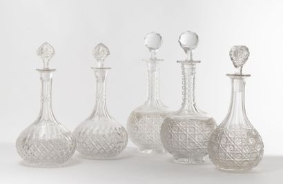 Lot of two pairs of carafes and stoppers.

In...