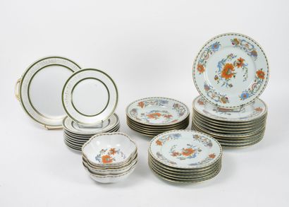 RAYNAUD, Limoges
Part of a porcelain table...