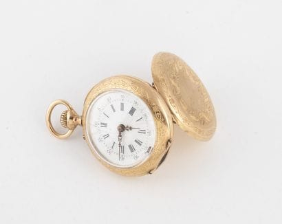 Montre de col en or jaune (750).

Couvercle...