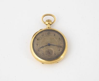 Montre de col en or jaune (750).

Couvercle...