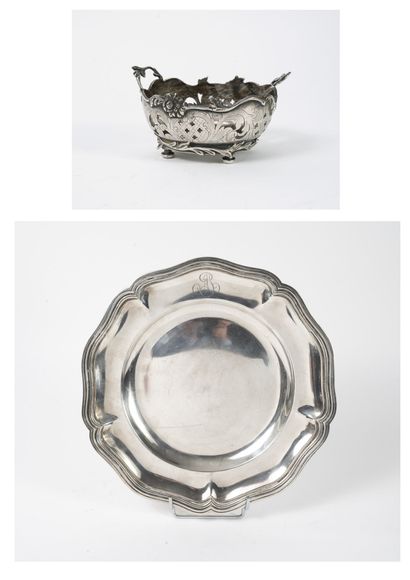 Petite coupe ovale en argent (950) ajourée...